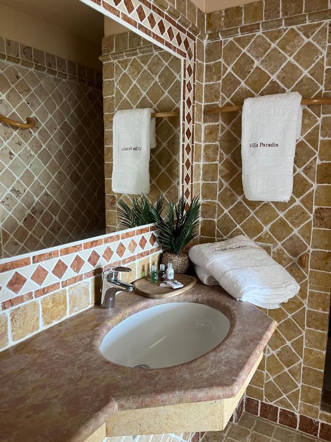 Villa Paradis เลอิสซ็องเบรอ ภายนอก รูปภาพ