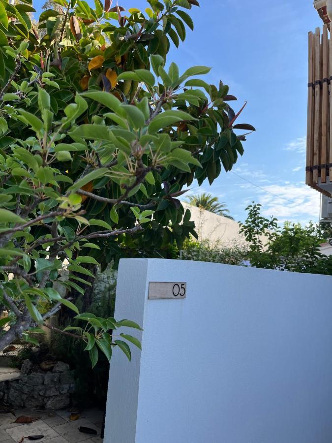Villa Paradis เลอิสซ็องเบรอ ภายนอก รูปภาพ
