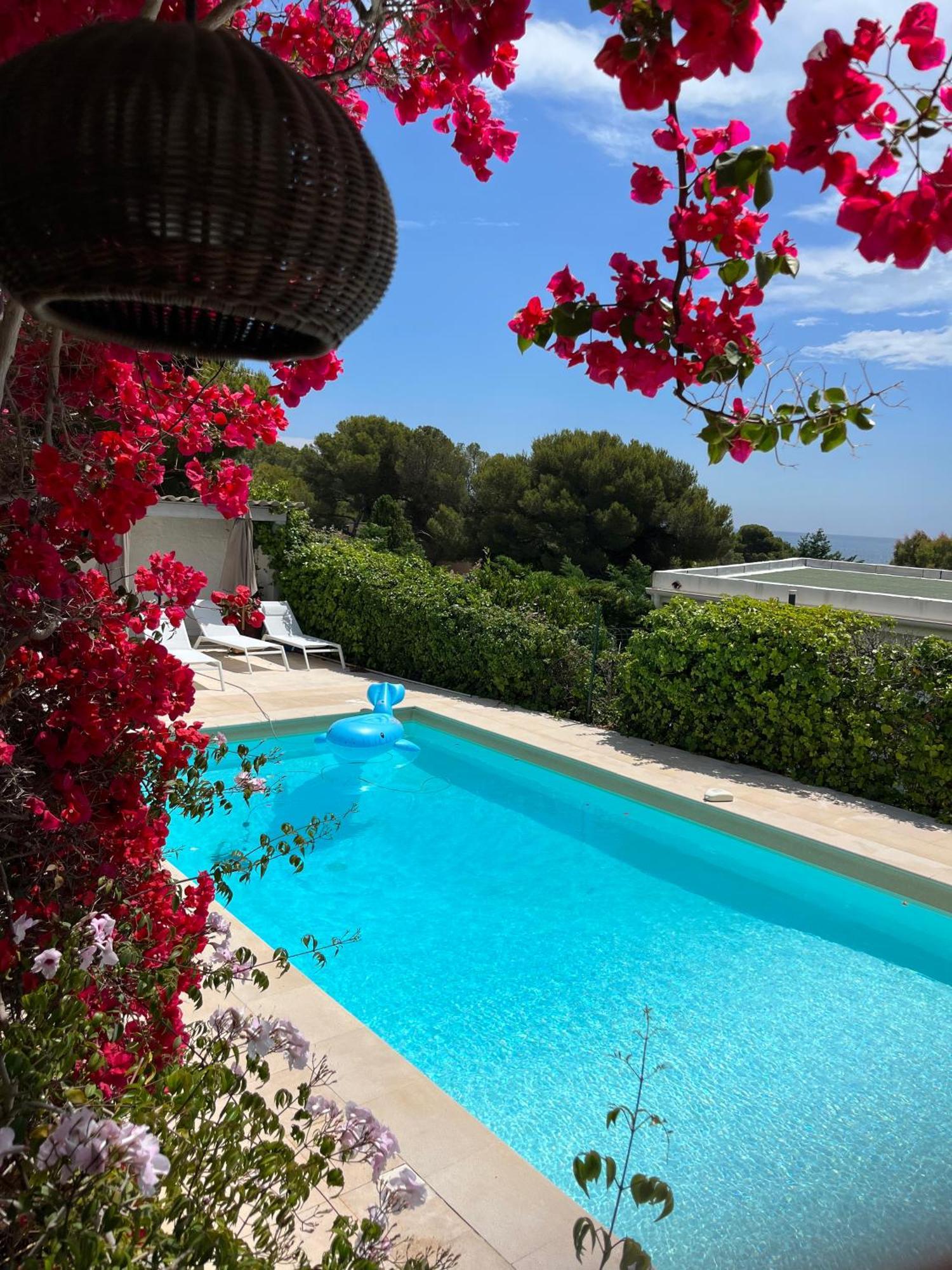 Villa Paradis เลอิสซ็องเบรอ ภายนอก รูปภาพ